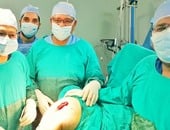 إجراء جراحة لاستبدال جزئى لمفصل الركبة بمساعدة الكمبيوتر