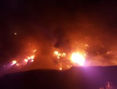 بالصور.. حريق ضخم فى مستودع ملابس بمدينة جدة السعودية