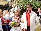 ملابس العروس وتقاليد الزفاف حول العالم