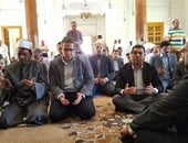 بالفيديو والصور..وزير الآثار يؤدى صلاة الجمعة بمسجد "فؤاد الأول" بأسيوط