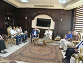 وزير السياحة يصل الغردقة لتدشين الخط الملاحى "الغردقة - شرم الشيخ"