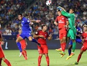 جراى يُسجل أول أهداف ليستر سيتى فى شباك مانشستر يونايتد