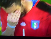 يورو 2016 .. شاهد .. بوفون ينهار بعد خروج إيطاليا