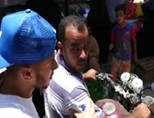 بالفيديو.. لحظة خروج رمضان صبحى من الامتحان على "موتوسيكل"