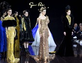 Guo Pei تطرح مجموعة أزياء "هوت كوتيور" بنكهة ملكية