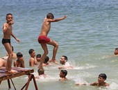 إقبال من مواطنى الإسكندرية على الشواطئ والمتنزهات فى أول أيام العيد 