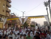بالصور.. المئات من أهالى أبو المطامير يؤدون صلاة عيد الفطر