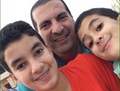 عمرو خالد وأحمد حسن يحتفلان مع أبنائهما بعيد الفطر المبارك