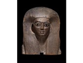 الآثار: خاطبنا مزاد بونهامز لوقف بيع 89 تمثالا مصريا