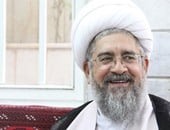 محكمة إيرانية تحكم بسجن وجلد مرجع دينى وتلزمه بخلع زى رجال الدين