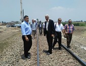 رئيس هيئة السكك الحديدية يتفقد محطة أسوان قبل افتتاحها نهاية الشهر