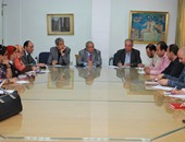 جابر عصفور يجتمع وأعضاء لجنة الشباب بالمجلس الأعلى للثقافة