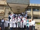 إضراب لأطباء دفعة2014 بـطب الإسكندرية بسبب زيادة رسوم الشهادات المؤقتة