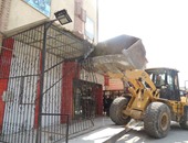 بالصور.. حملة موسعة لإزالة 12 مقهى بدون تراخيص ببورسعيد