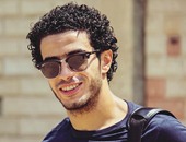 عمر جابر يصل محكمة جنايات الجيزة لحضور جلسة محاكمة المتهمين بتهديده بالقتل