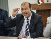 وزير التموين يطالب المواطنين بالتوجه للمكاتب لاستخراج بطاقات صرف الخبز