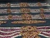 شرطة الآثار تصادر 30 قطعة مجوهرات لأسرة محمد على بأحد البنوك