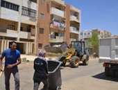 بالصور.. حملة تطوعية لشباب الخارجة لتنظيف أحياء المدينة وشوارعها