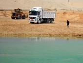 جمعية أهلية بالسويس تتبرع بنقل مواطنين لمواقع حفر قناة السويس