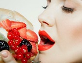دراسة بريطانية: كن أكثر جاذبية بتناول الفواكه والخضراوات