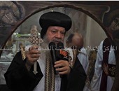 بالصور.. الأقباط يحتفلون بعيد الشهيد أبو سيفين