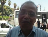 بالفيديو.. مواطن لمحافظ سوهاج: " عاوز شقة هاتديهالى بعد ماموت"
