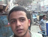 بالفيديو .. مواطن يطالب وزير الإسكان بإزالة ماكينة صرف صحى لتسببها فى حوادث مرورية