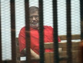 رفع جلسة محاكمة "مرسى" و10 آخرين بقضية التخابر مع قطر للقرار