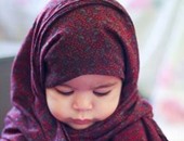 5 آثار نفسية متوقعة لبنتك إذا أجبرتيها على ارتداء الحجاب.. أهمها "هتتعقد"