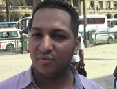 بالفيديو.. مواطن يطالب المسئولين بتوعية المواطنين لحل أزمة الزحام المرورى
