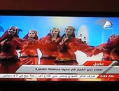 نشطاء يتداولون إعلان التليفزيون حادث تفجير شبرا فى شريط خبرى خلال بث استعراض راقص
