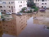 "صحافة المواطن".. غرق منطقتين بأسوان فى مياه الصرف الصحى