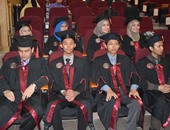 بالصور.. جامعة المنصورة تحتفل بتخرج دفعة 2015 للطلاب الماليزيين بطب الأسنان
