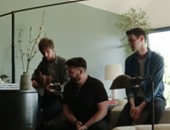 بالفيديو والكلمات.. فريق الروك الأيرلندى يطلق كليب"Love Will Set You Free"