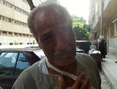 بالفيديو.. مواطن باكيا لـ"السيسى":"عندى جلطة وسكر والقولون وبشحت علشان أكل"