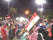 أهالى الإسماعيلية يحتفلون بالشوارع قبل ساعات من افتتاح قناة السويس الجديدة