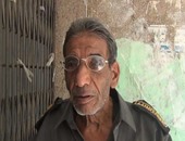 بالفيديو.. مواطن لمحافظ الجيزة:"ابنى هيجيب شقة إزاى بمرتب 800 جنيه"
