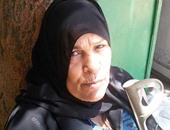 بالفيديو..بائعة لمحافظ الجيزة:"مش عارفة أكل عيش بسبب الحى"