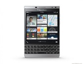 النسخة الفضية من BlackBerry Passport تصل إلى Amazon
