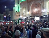 بالفيديو والصور.. أهالى دمنهور بجنازة شهيد الشرطة: الشعب يريد إعدام الإخوان