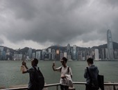 بالصور.. الاعصار نيدا يتسبب فى إلغاء 150 رحلة جوية فى هونج كونج