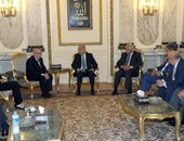 رئيس الوزراء يستقبل وزيرى السياحة والنقل والطيران الأردنيين 