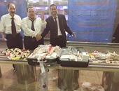 جمارك مطار القاهرة تحبط محاولة تهريب كمية كبيرة من مستحضرات التجميل