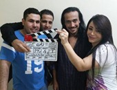 بالصور.. أسرة فيلم "زان" تواصل التصوير بإحدى فيلات شبرامنت