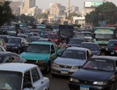 انتظام الحركة على طريق مصر إسكندرية بعد توقفها بسبب وجود كمية سولار على الطريق
