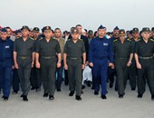 وزير الدفاع يتقدم جنازة شهداء سقوط الطائرة العسكرية بالفيوم