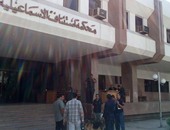 خبراء مفرقعات الإسماعيلية يفحصون مبنى النيابات بعد بلاغ بوجود قنبلة
