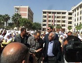 محافظ القاهرة من حلوان: المصروفات المدرسية لا ترتبط بتسليم الكتب