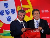 رئيس الاتحاد البرتغالى يقدم فيرناندو سانتوس للإعلام