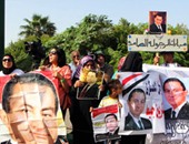 توافد أبناء مبارك أمام أكاديمية الشرطة قبل النطق بالحكم فى " قضية القرن"